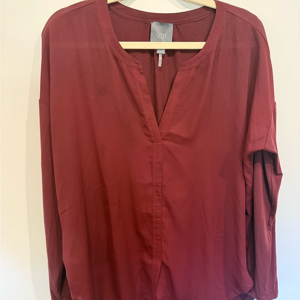 Lysse New York Burgundy Tunic Top Women’s. Size Large